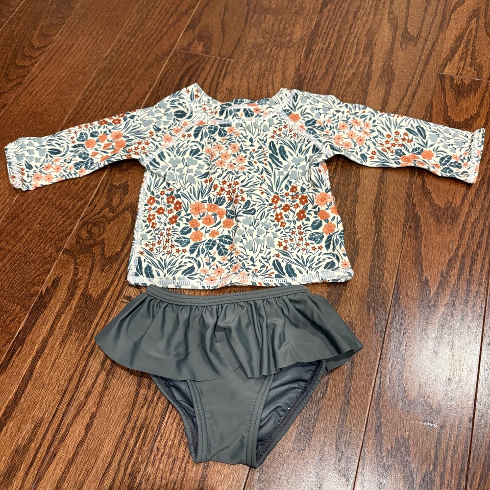 Rylee + Cru rashguard girls set - size 3-6M